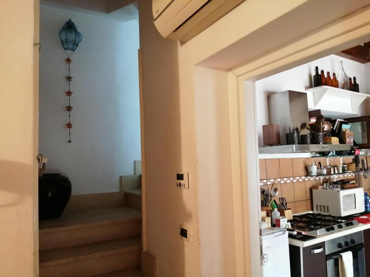 Aly Art Apartment Taormina Duomo, Gulf & Etna View エクステリア 写真