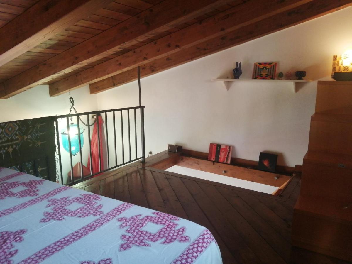 Aly Art Apartment Taormina Duomo, Gulf & Etna View エクステリア 写真