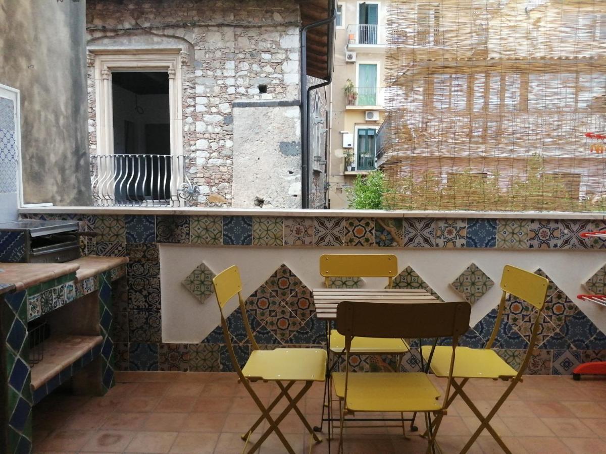 Aly Art Apartment Taormina Duomo, Gulf & Etna View エクステリア 写真