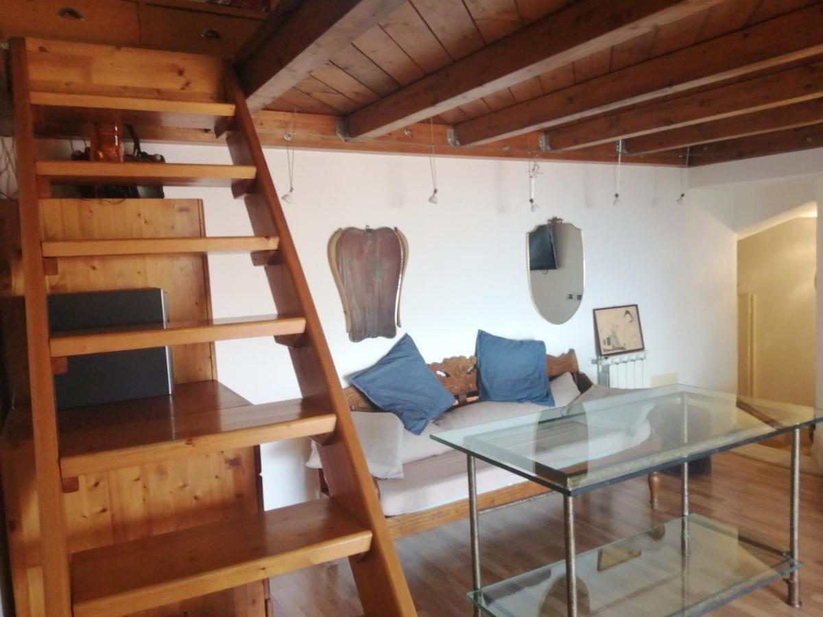 Aly Art Apartment Taormina Duomo, Gulf & Etna View エクステリア 写真