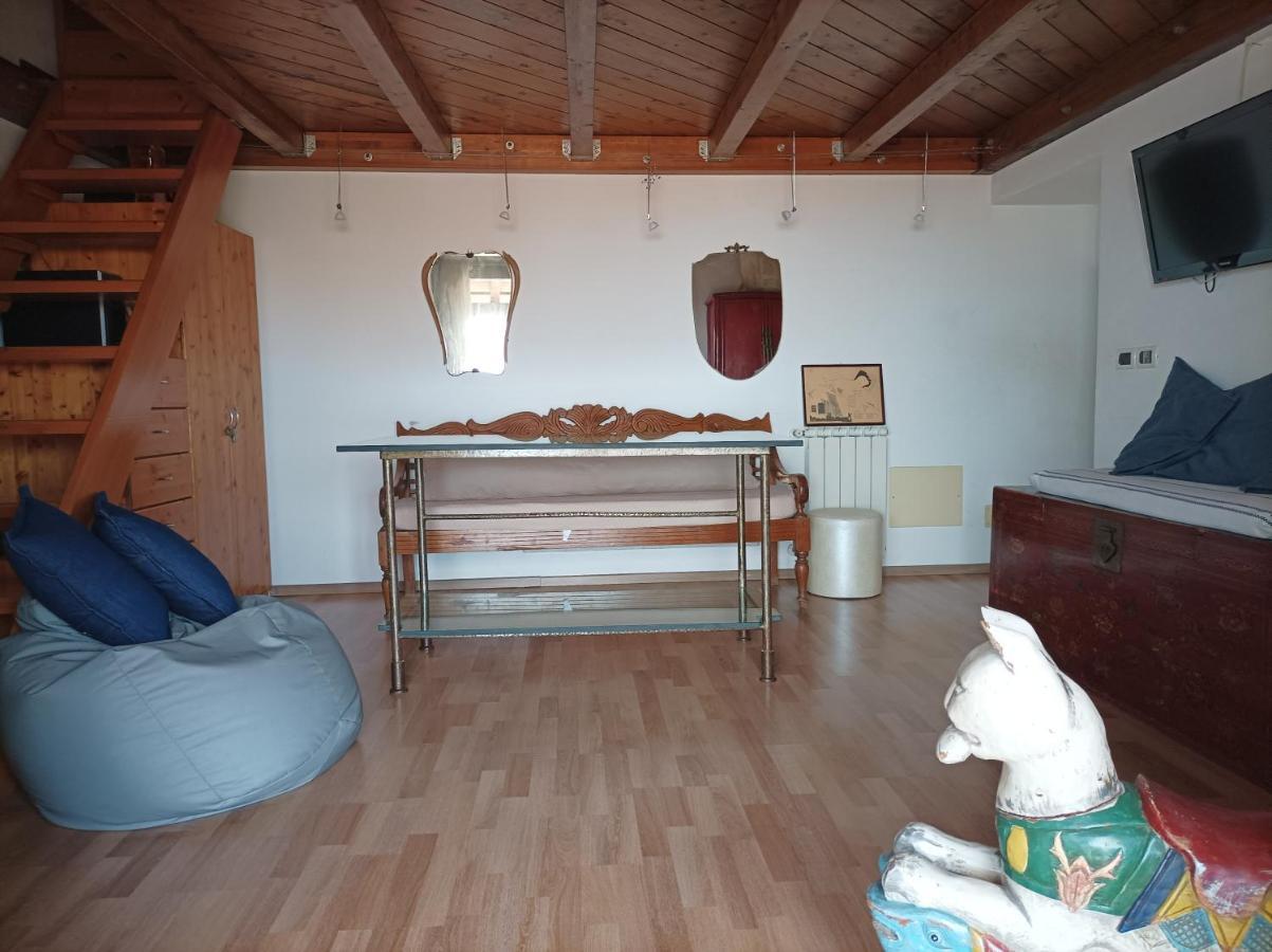 Aly Art Apartment Taormina Duomo, Gulf & Etna View エクステリア 写真