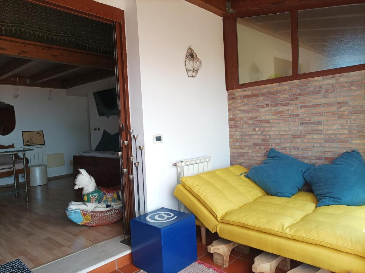 Aly Art Apartment Taormina Duomo, Gulf & Etna View エクステリア 写真